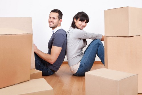 Flexible Soho man and van transport for small urban moves
